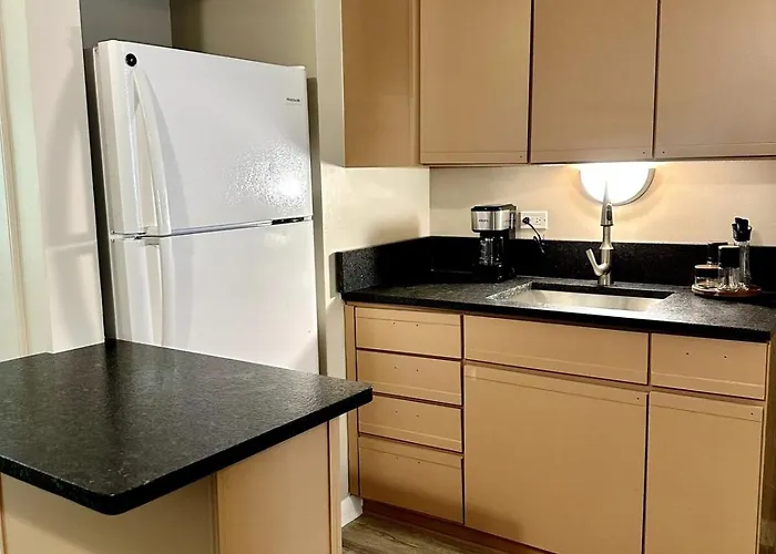 Apartment Oasis Near Chicago